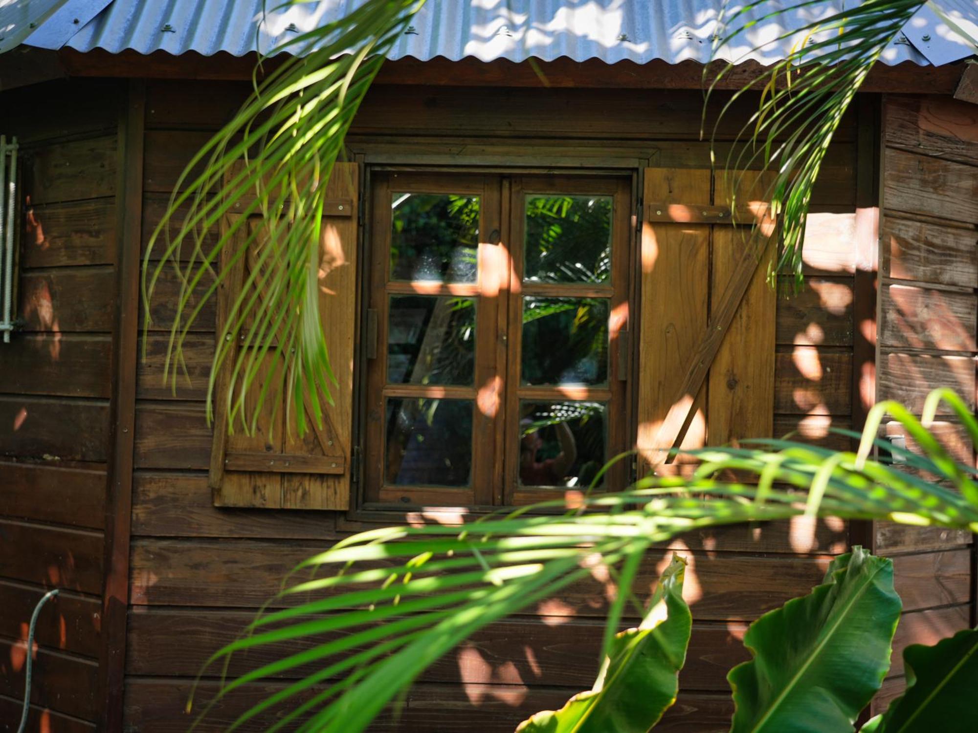 Les Cabanes Du Voyageur Sainte-Marie Ruang foto